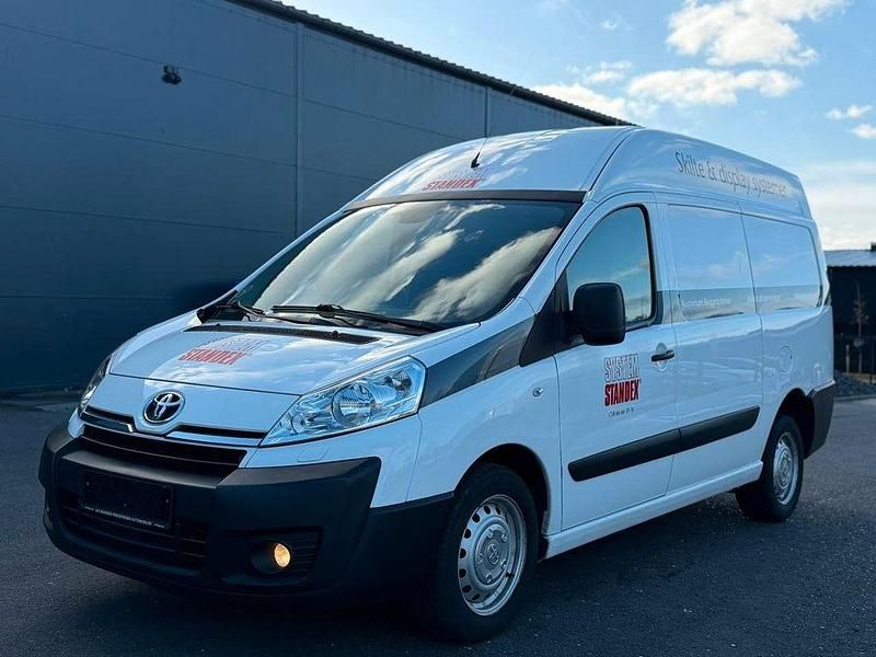 Gebraucht Toyota Proace 128 PS (94 kW) 2015 Weiß Van / Kleinbus