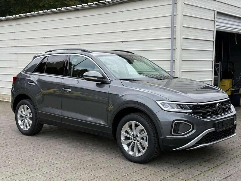 Indiumgrau metallic Neu 2025 VW T-Roc R SUV | 30.390 € (Superpreis) - Bild 1/4
