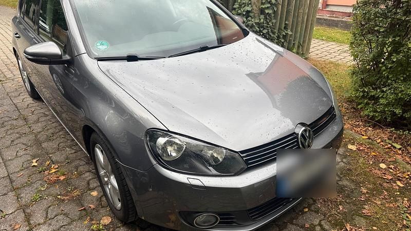 Gebraucht VW Golf VI 85 PS (62 kW) 2011 Grau Kleinwagen