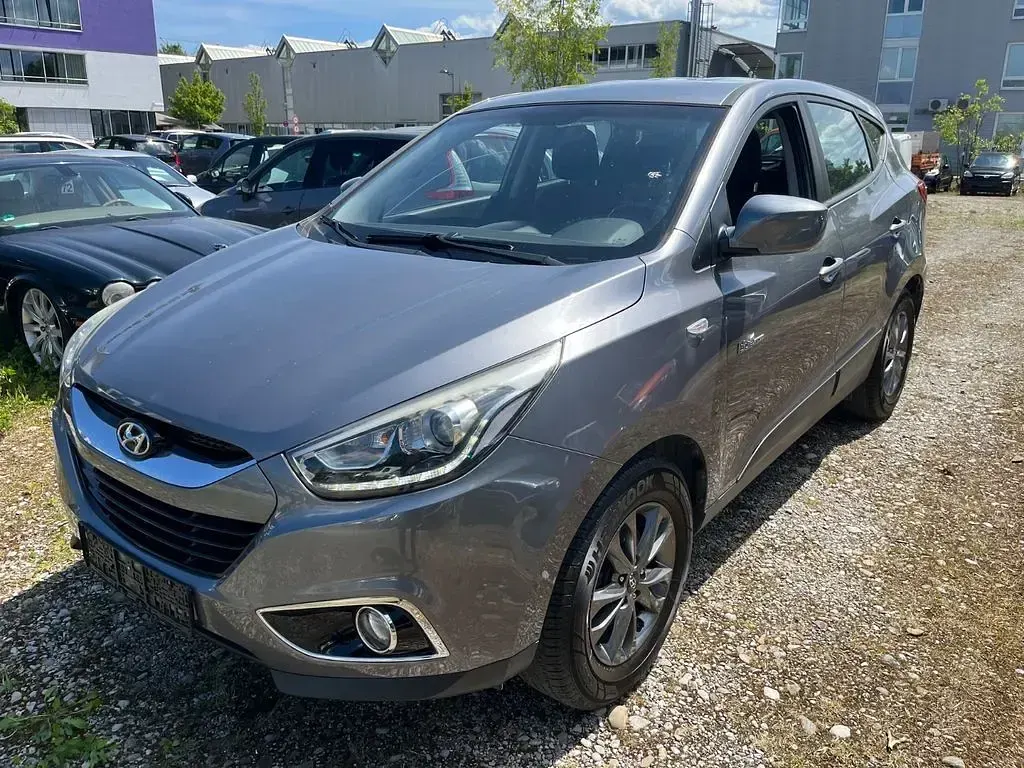 Gebraucht Hyundai ix35 Trend 116 PS (85 kW) 2015 Grau SUV