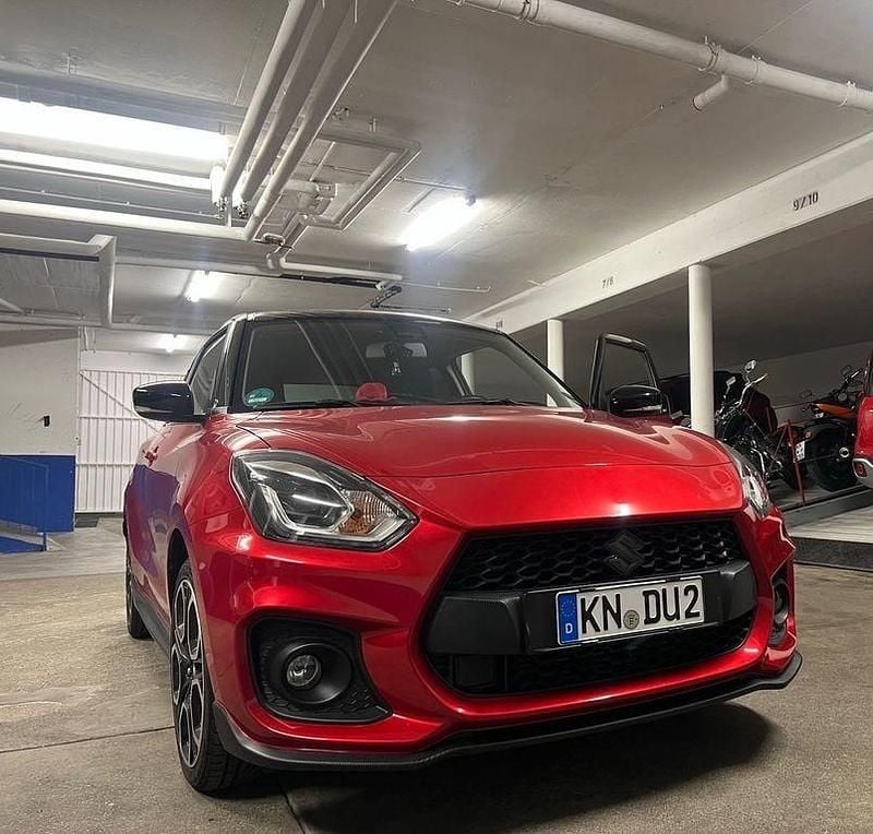 Rot Gebraucht 2021 Suzuki Swift Sport Limousine | 16.500 € (Fairer Preis) - Bild 1/4