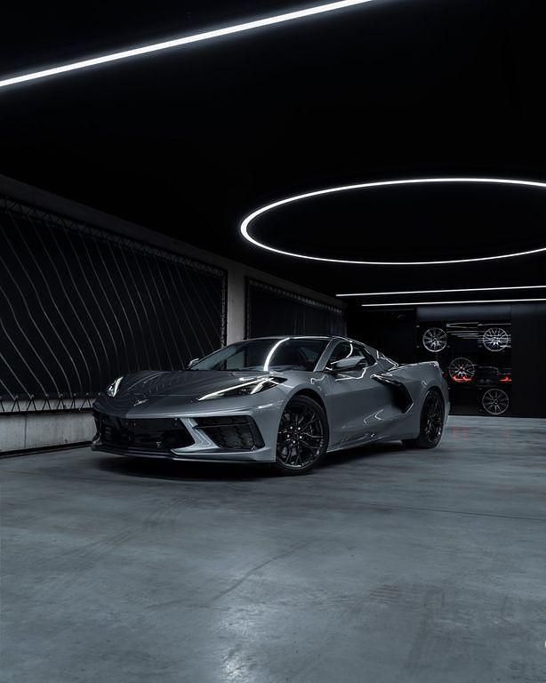 Grau Gebraucht 2023 Corvette Stingray Cabrio | 87.330 € (Guter Preis) - Bild 1/4