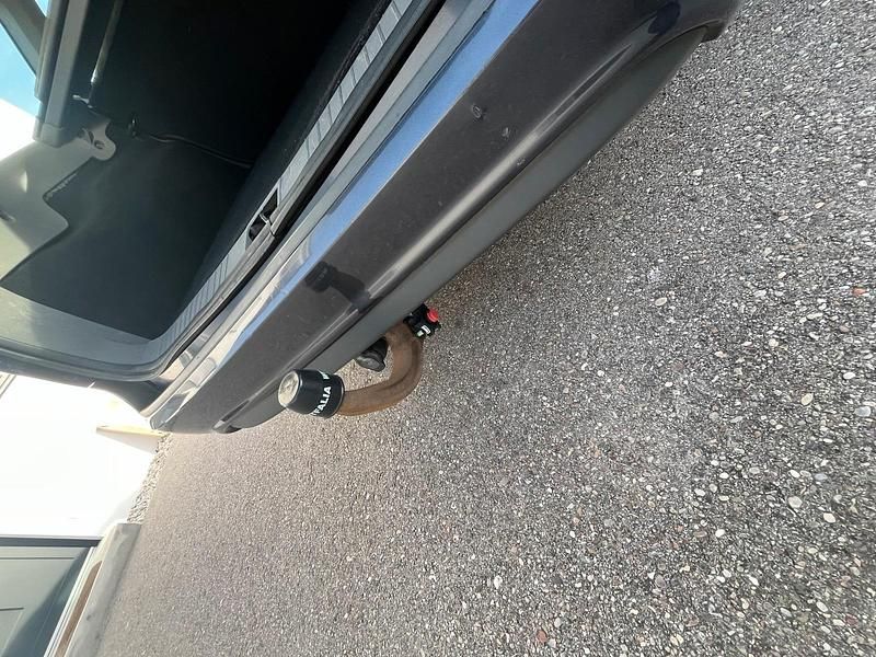 Gebraucht Ford Focus 110 PS (80 kW) 2010 Andere farben Kombi