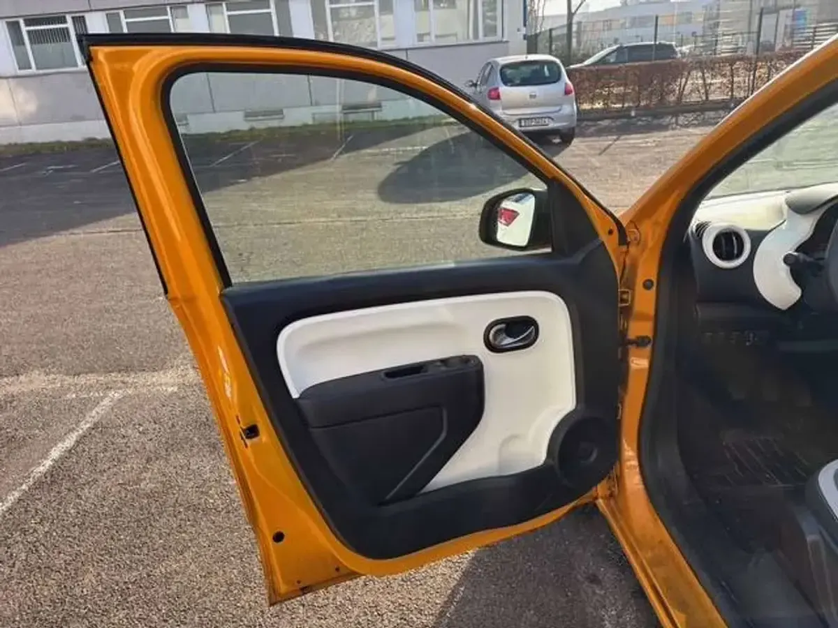 Gebraucht Renault Twingo LIMITED 73 PS (53 kW) 2019 Orange Kleinwagen