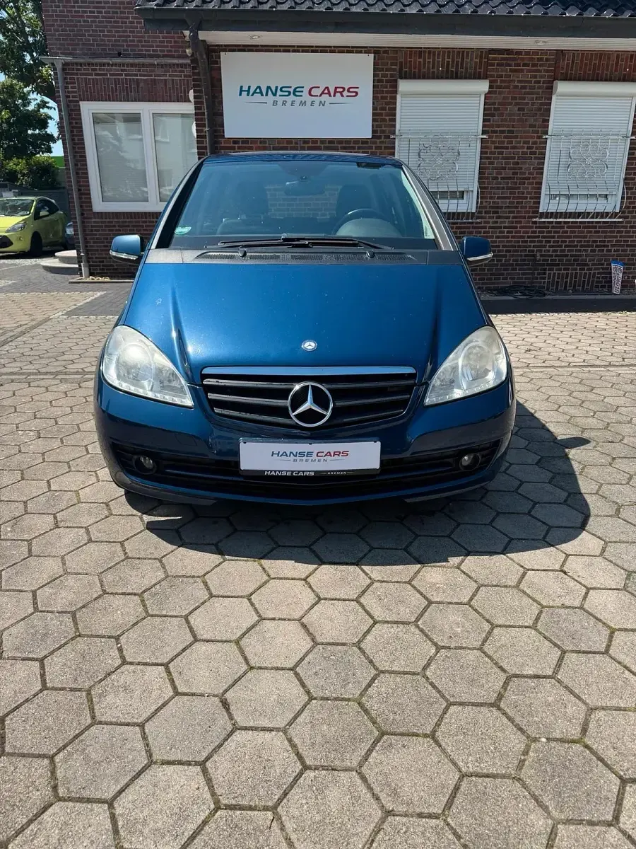 Gebraucht Mercedes A160 95 PS (69 kW) 2010 Blau Kleinwagen
