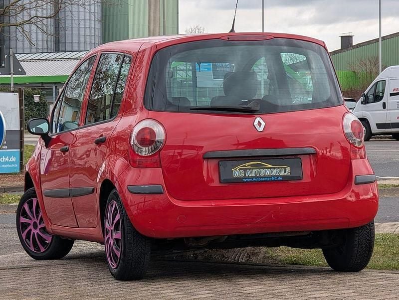 Gebraucht Renault Modus Authentique 65 PS (47 kW) 2006 Rot Van / Kleinbus