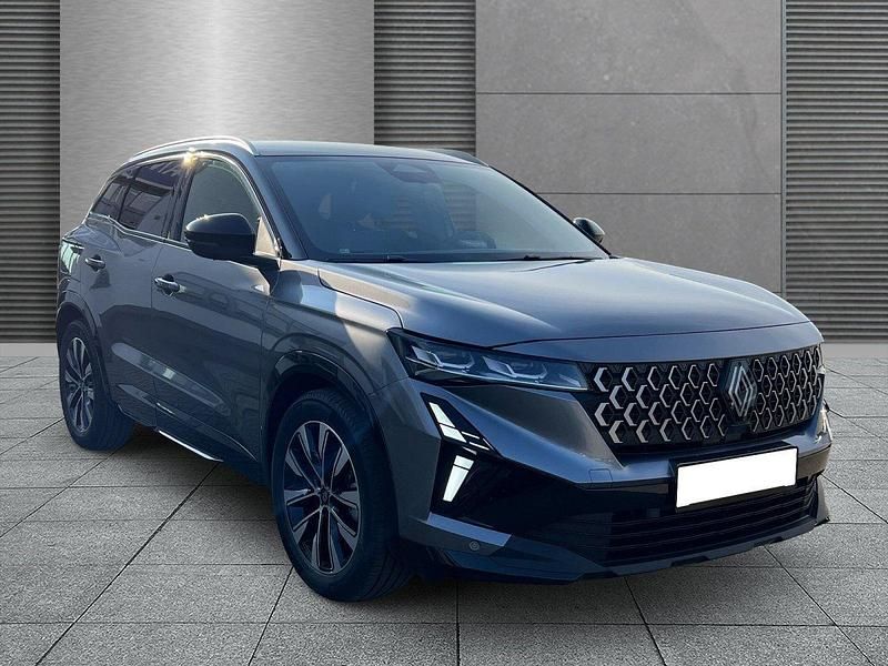 Gebraucht Renault Austral Techno 158 PS (116 kW) 2025 Dolomitgrau + blackpearlschwa SUV