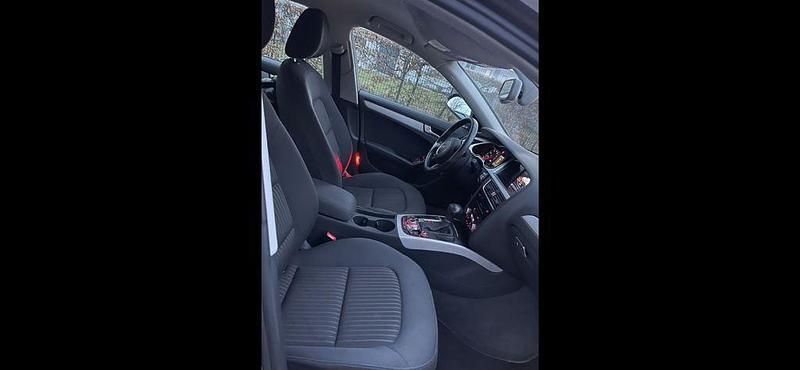 Gebraucht Audi A4 Ambiente 170 PS (125 kW) 2015 Schwarz Limousine