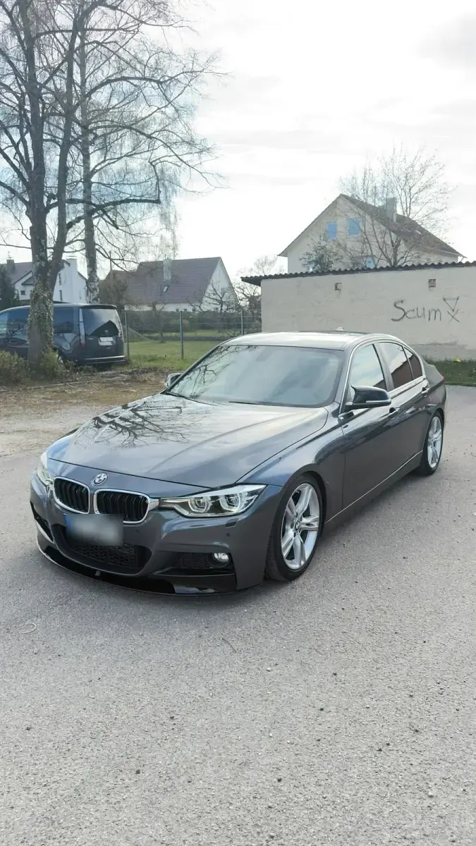 Second-hand BMW 320 190 CP (139 kW) 2017 Gri Berlinǎ