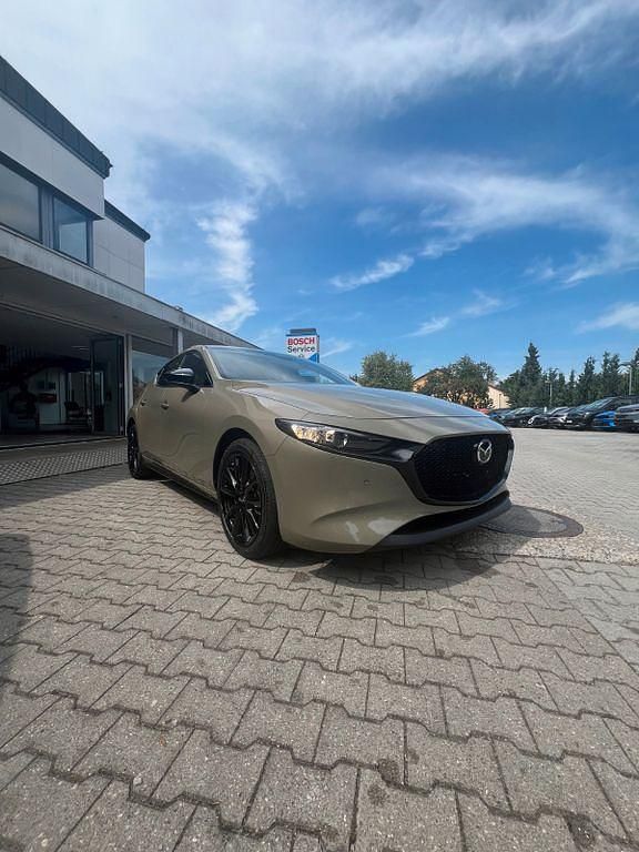 Beige Neu 2025 Mazda 3 Nagisa Limousine | 29.990 € (Fairer Preis) - Bild 1/3