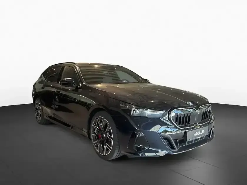 Neu BMW i5 M Sport 250 kW (340 PS) 2026 Carbonschwarz (schwarz) Kombi