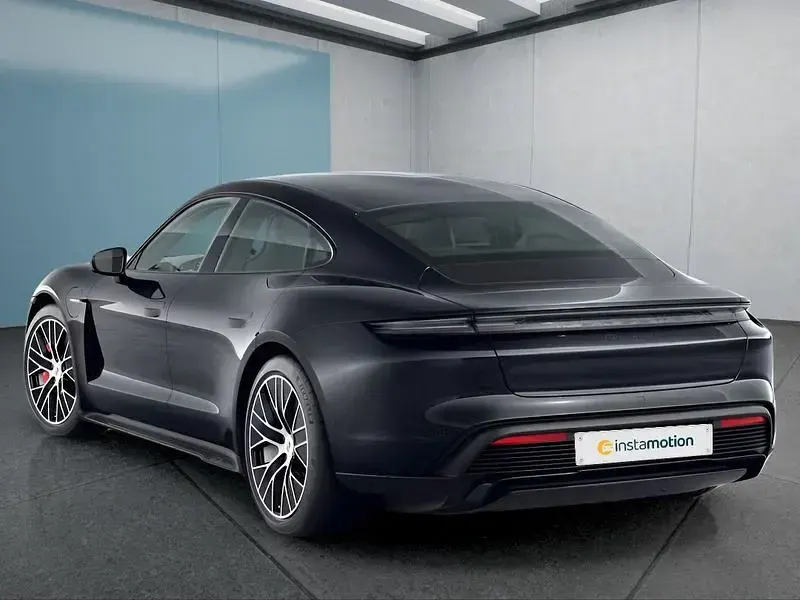 Gebraucht Porsche Taycan GTS 439 kW (598 PS) 2023 Schwarz Limousine