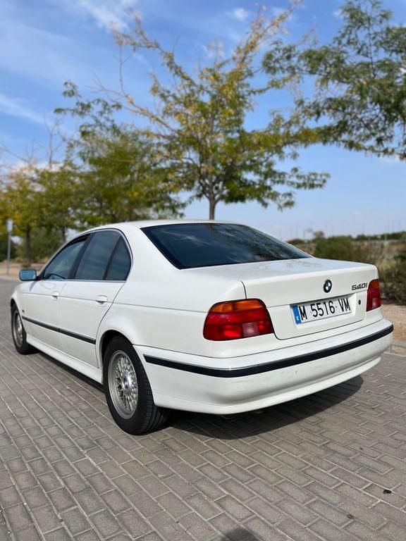 Weiß Gebraucht 1998 BMW 540 Limousine | 9.500 € (Superpreis) - Bild 1/4
