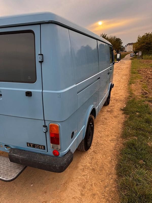 Gebraucht VW LT 94 PS (69 kW) 1990 Blau Van