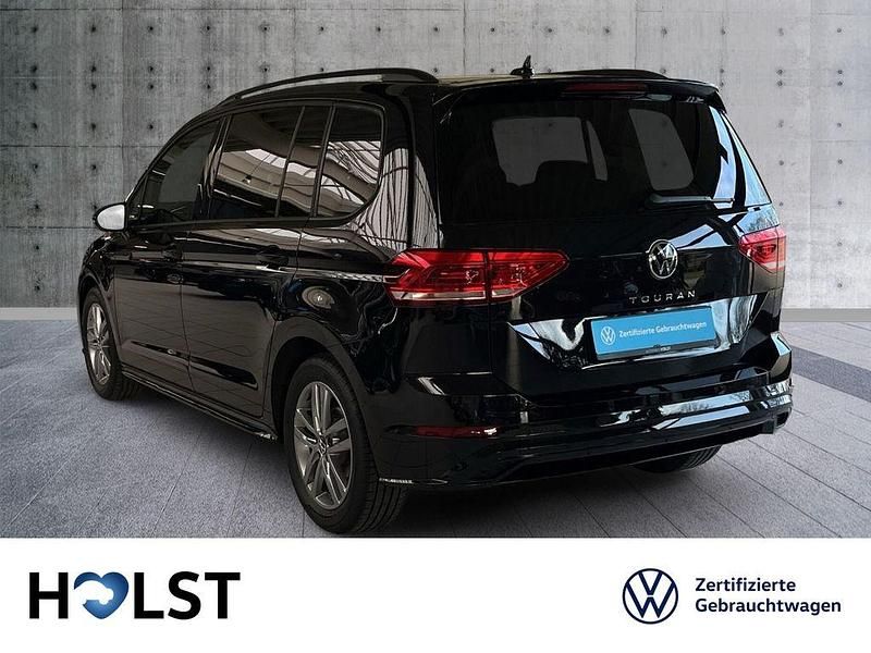 Gebraucht VW Touran Highline 150 PS (110 kW) 2024 Schwarz Van / Kleinbus