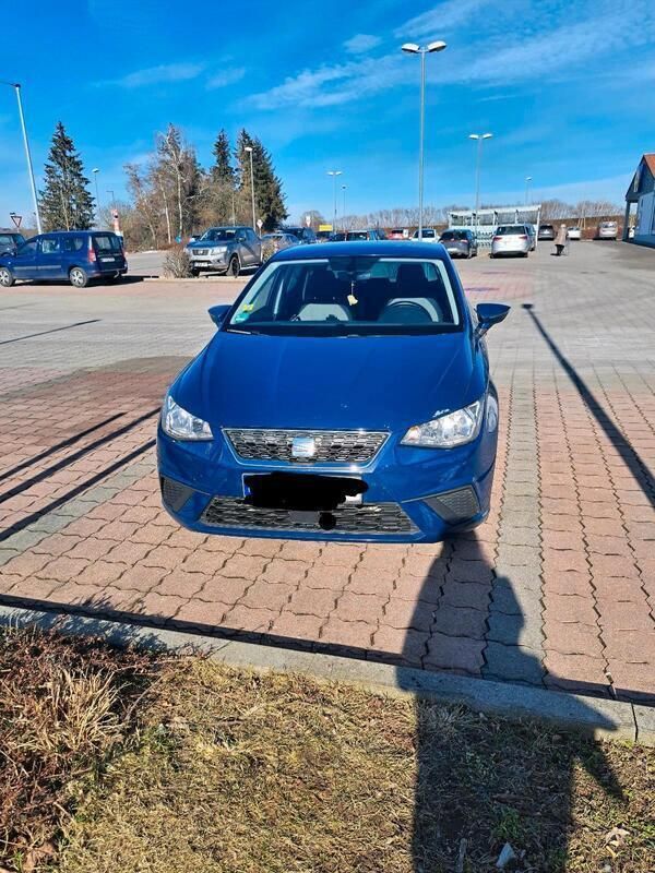 Blau Gebraucht 2018 Seat Ibiza Style Kleinwagen | 9.000 € (Guter Preis) - Bild 1/4