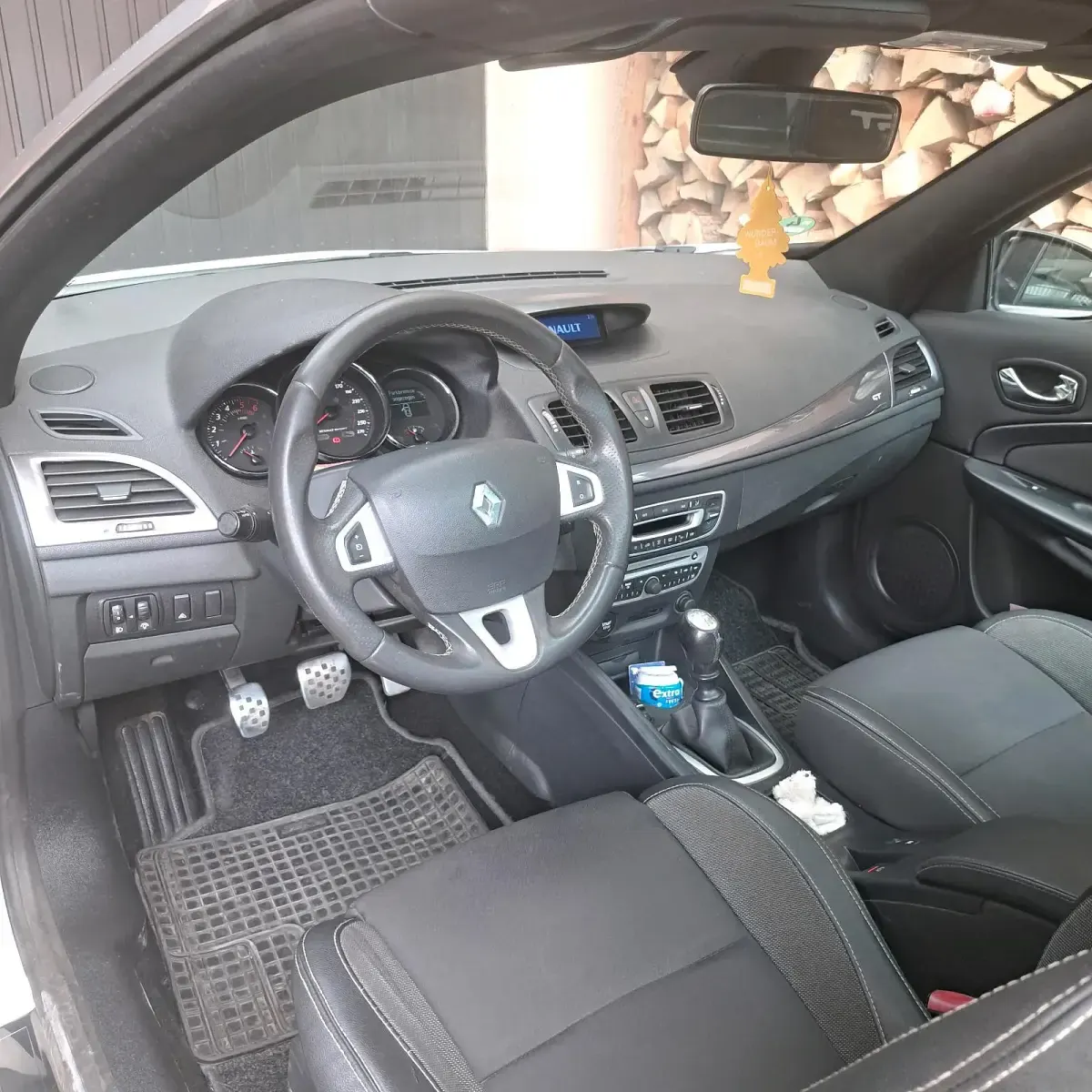 Gebraucht Renault Mégane Cabriolet GT 160 PS (117 kW) 2012 Weiß Cabrio