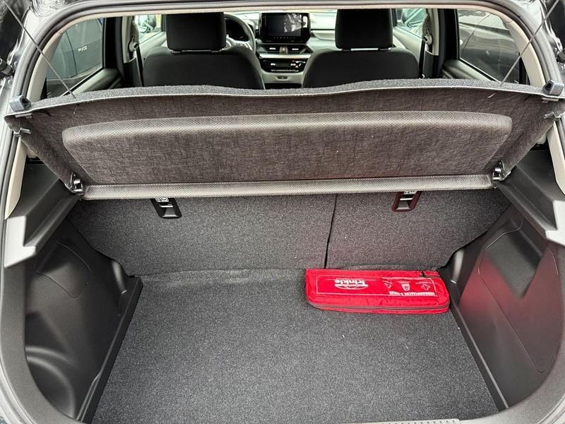 Neu Suzuki Swift Comfort+ 83 PS (61 kW) 2025 Schwarz Kleinwagen