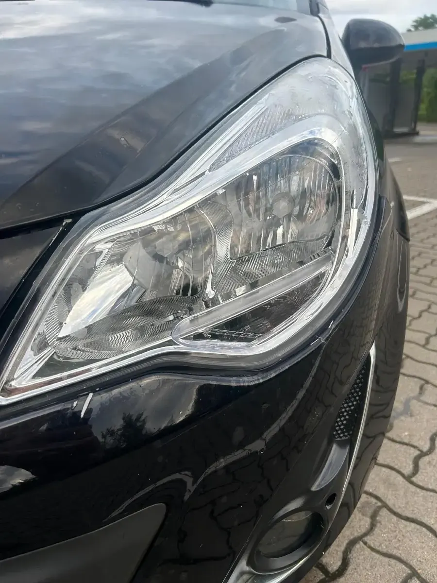 Gebraucht Opel Corsa 78 PS (57 kW) 2011 Schwarz Kleinwagen