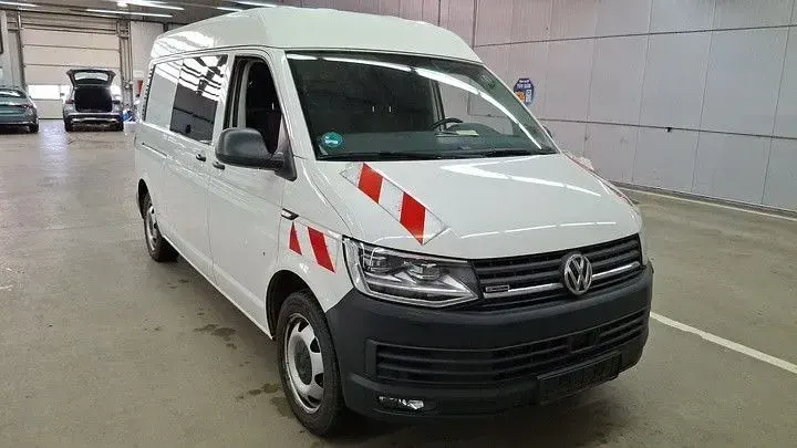 Gebraucht VW Transporter 204 PS (150 kW) 2019 Weiß Van