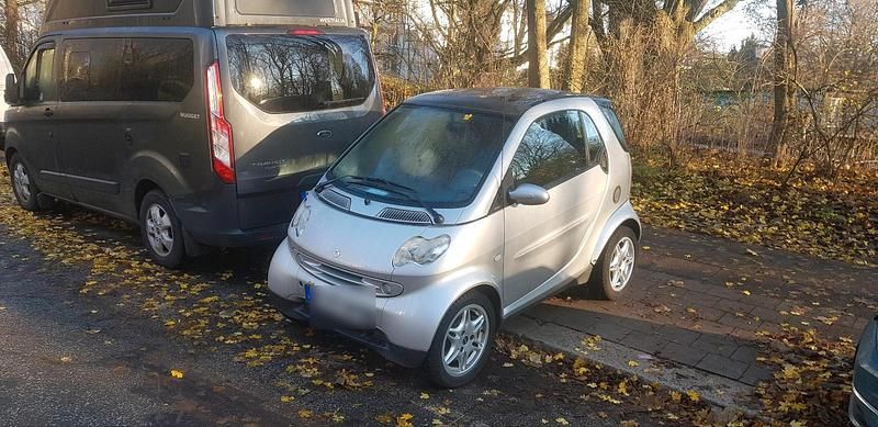 Silber Gebraucht 2003 Smart ForTwo Coupé Passion Kleinwagen | 2.500 € (Fairer Preis) - Bild 1/4