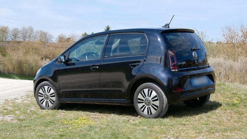 Gebraucht VW e-up! United 61 kW (83 PS) 2021 Schwarz Kleinwagen