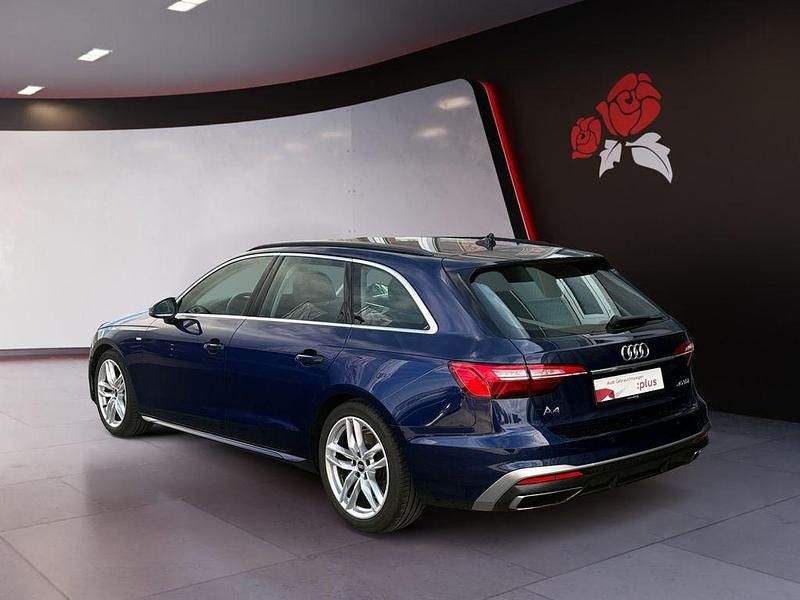 Gebraucht Audi A4 S-Line 204 PS (150 kW) 2022 Navarrablau metallic Kombi