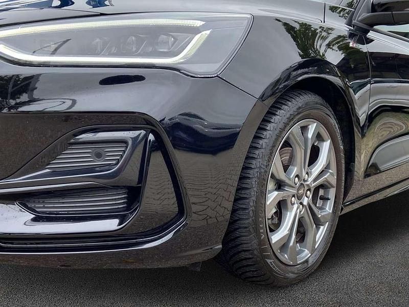 Gebraucht Ford Focus ST-Line X 155 PS (114 kW) 2024 Agate black metallic Kombi