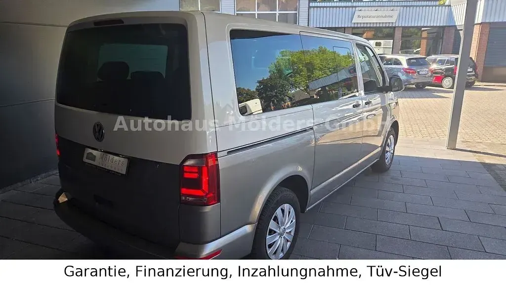 Gebraucht VW Multivan 150 PS (110 kW) 2018 Weiß Van / Kleinbus
