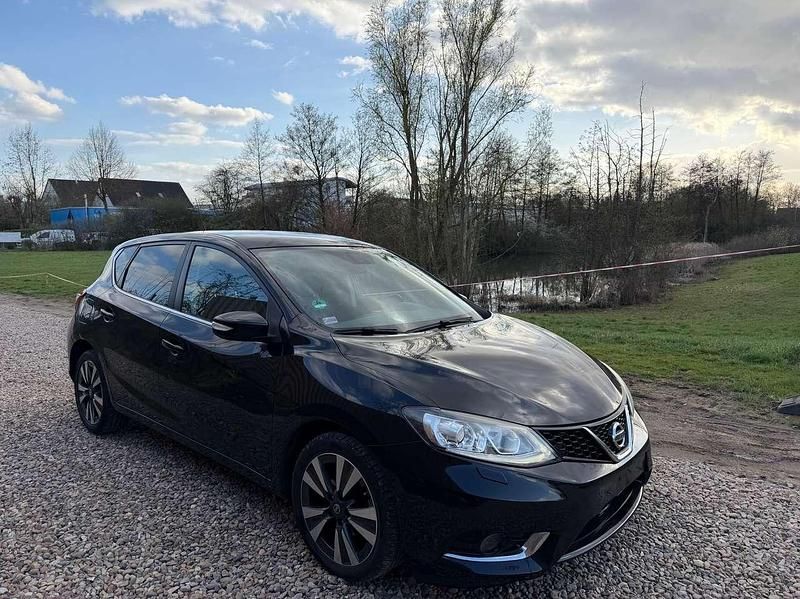 Gebraucht Nissan Pulsar Acenta 110 PS (80 kW) 2014 Schwarz Kleinwagen