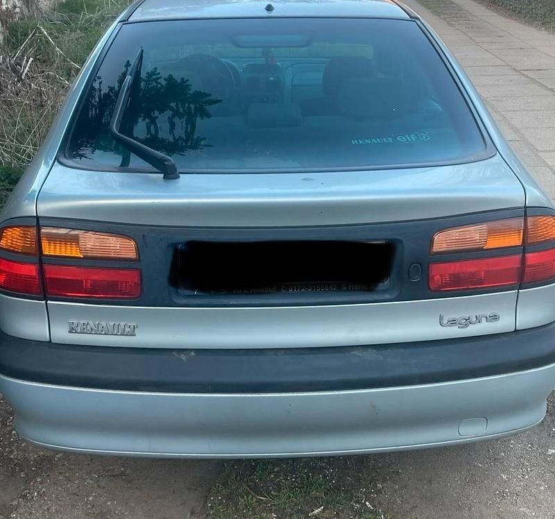 Gebraucht Renault Laguna 120 PS (88 kW) 2000 Grau Limousine