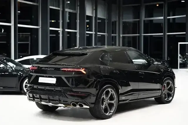Second-hand Lamborghini Urus 666 CP (489 kW) 2023 Negru SUV