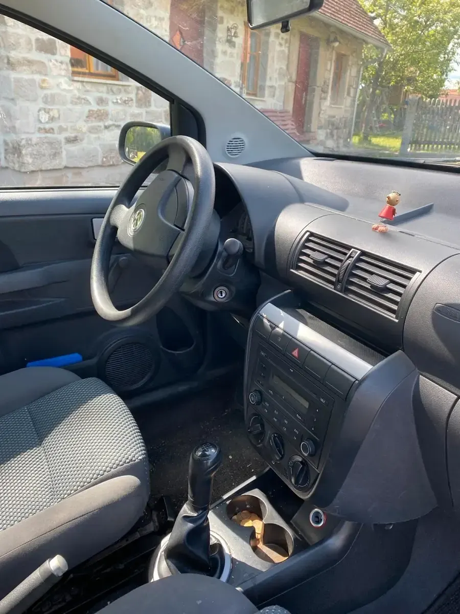 Gebraucht VW Fox 55 PS (40 kW) 2008 Grau Kleinwagen