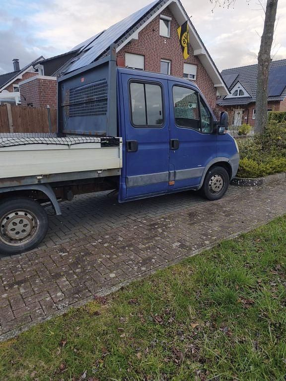 Gebraucht Iveco Daily 136 PS (100 kW) 2008 Blau Limousine