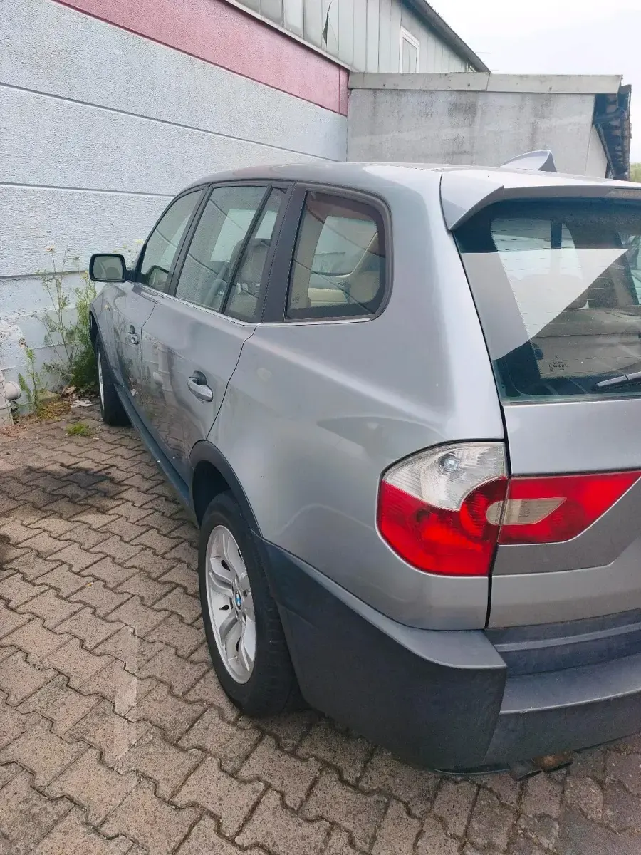 Gebraucht BMW X3 218 PS (160 kW) 2005 Silber SUV