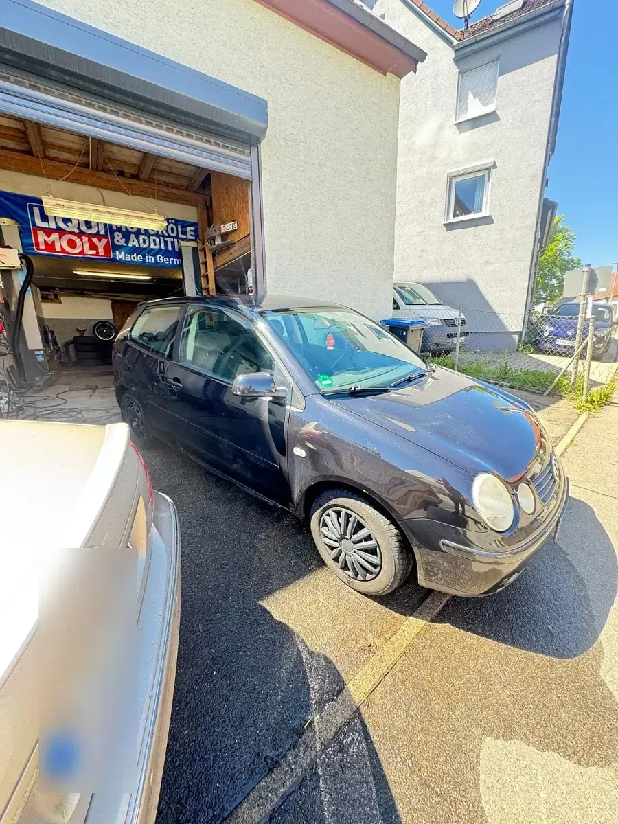 Gebraucht VW Polo 75 PS (55 kW) 2004 Schwarz Kleinwagen