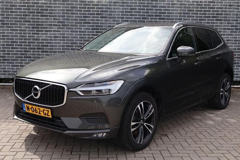 Grau Gebraucht 2019 Volvo XC60 Business Edition SUV | 29.899 € (Guter Preis) - Bild 1/4
