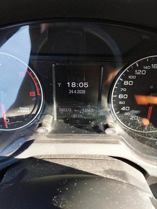 Käytetty Audi Q5 177 HP (130 kW) 2009 Musta Katumaasturi