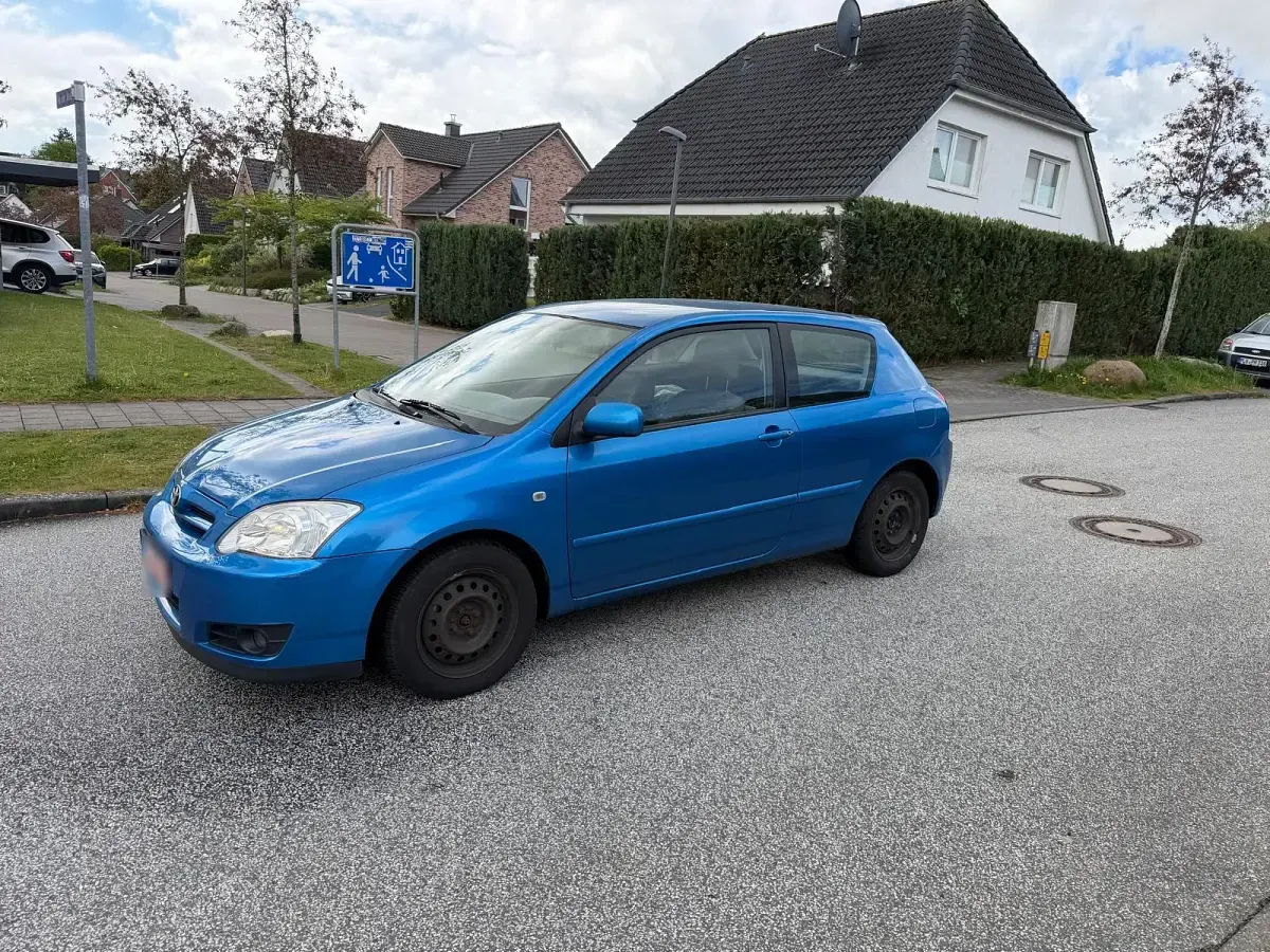 Gebraucht Toyota Corolla 97 PS (71 kW) 2006 Blau Limousine