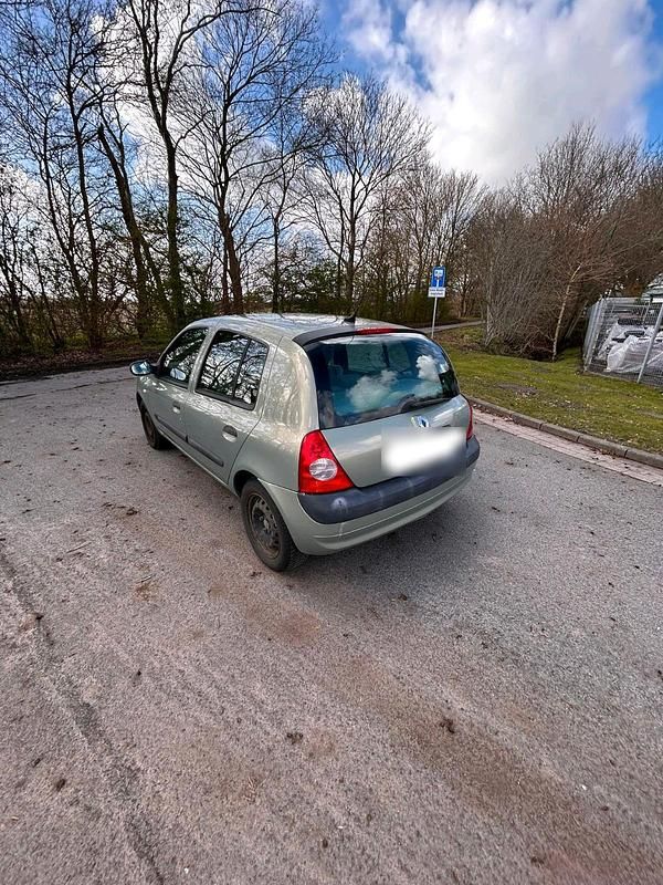 Gebraucht Renault Clio II 75 PS (55 kW) 2003 Grau Kleinwagen