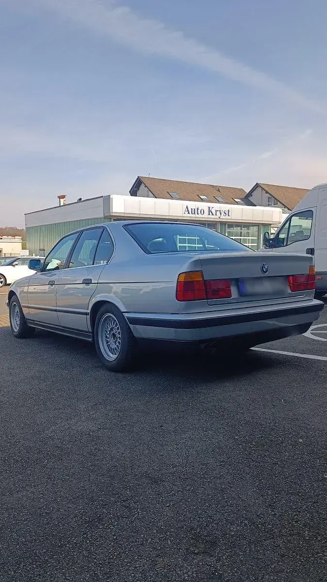 Brugt BMW 525 170 HK (125 kW) 1990 Sølv Sedan