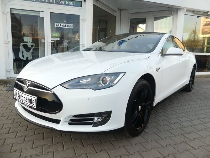 Weiß Gebraucht 2014 Tesla Model S Limousine | 22.890 € (Guter Preis) - Bild 1/4