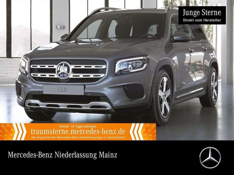 Grau Gebraucht 2021 Mercedes GLB200 Progressive SUV | 28.990 € (Superpreis) - Bild 1/3