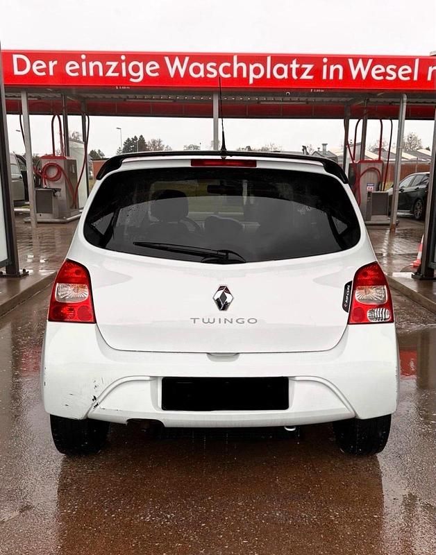 Gebraucht Renault Twingo Rip Curl 75 PS (55 kW) 2010 Weiß Kleinwagen