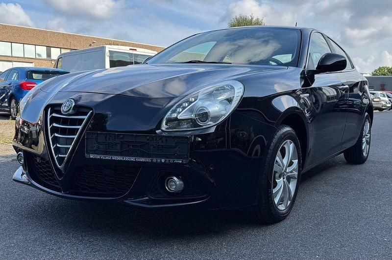 Gebraucht 2014 Alfa Romeo Giulietta Turismo Kleinwagen | 9.990 € (Fairer Preis) - Bild 1/4