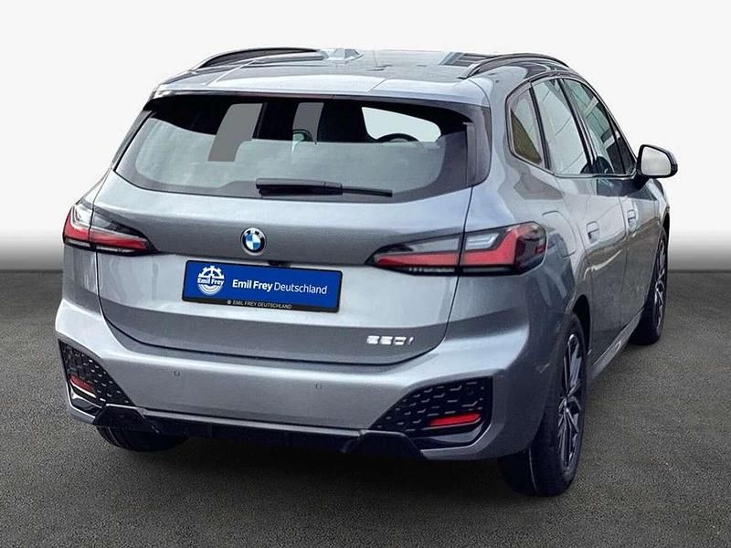 Neu BMW 220 Active Tourer Performance 156 PS (114 kW) 2025 Sparkling kupfergrau meta Van / Kleinbus