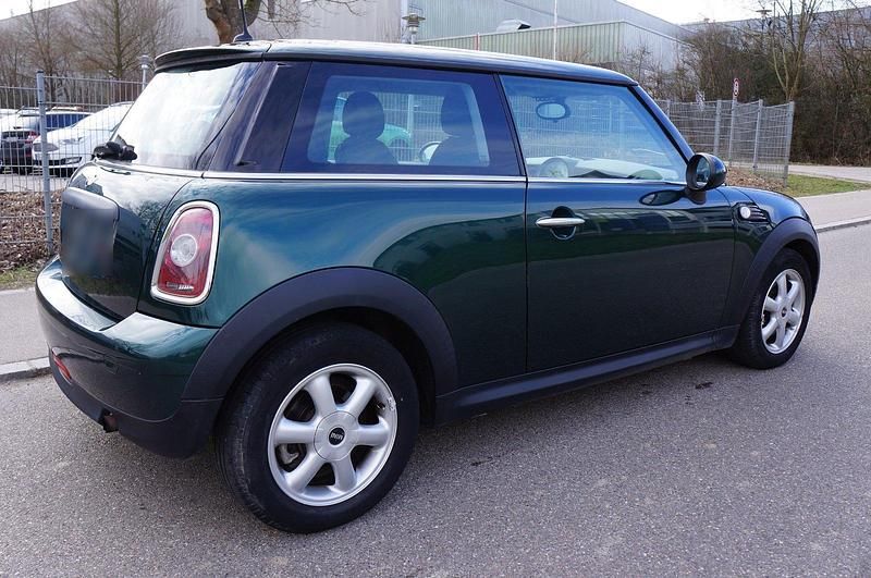 Usata Mini ONE 75 CV (55 kW) 2010 Verde Utilitaria