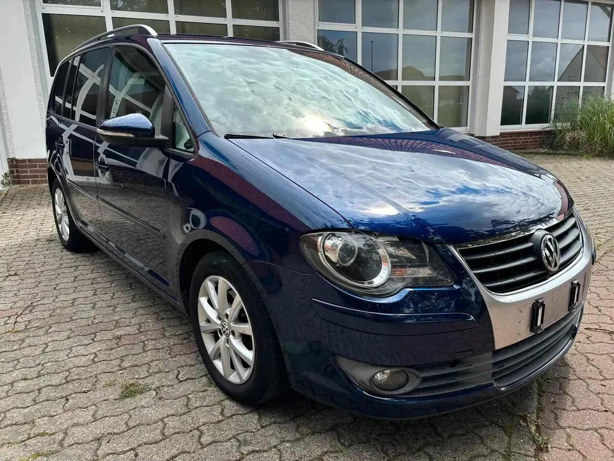 Gebraucht VW Touran 140 PS (102 kW) 2010 Blau Van / Kleinbus