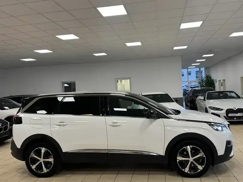 Gebraucht Peugeot 5008 GT-line 131 PS (96 kW) 2020 Weiß SUV