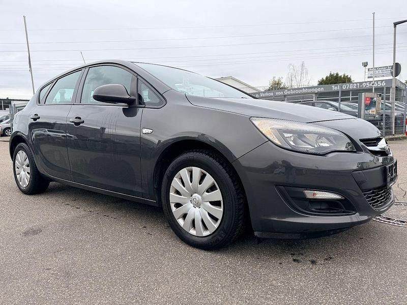 Phantom/rocky/asteroid grey Gebraucht 2014 Opel Astra Edition Limousine | 6.400 € (Fairer Preis) - Bild 1/4